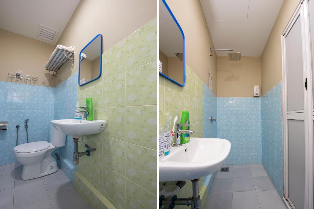 Oyo 90231 Hotel By The Park Plt جوهر بهرو المظهر الخارجي الصورة