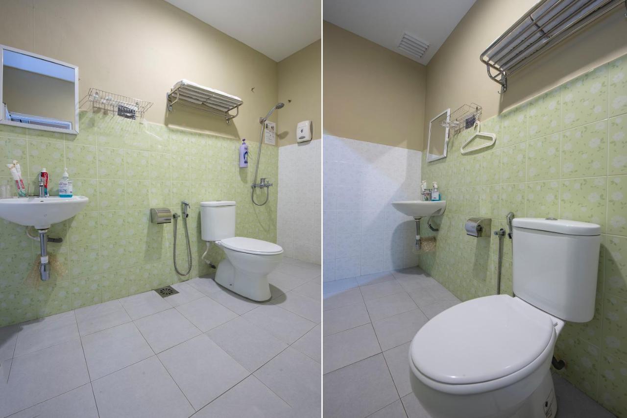 Oyo 90231 Hotel By The Park Plt جوهر بهرو المظهر الخارجي الصورة