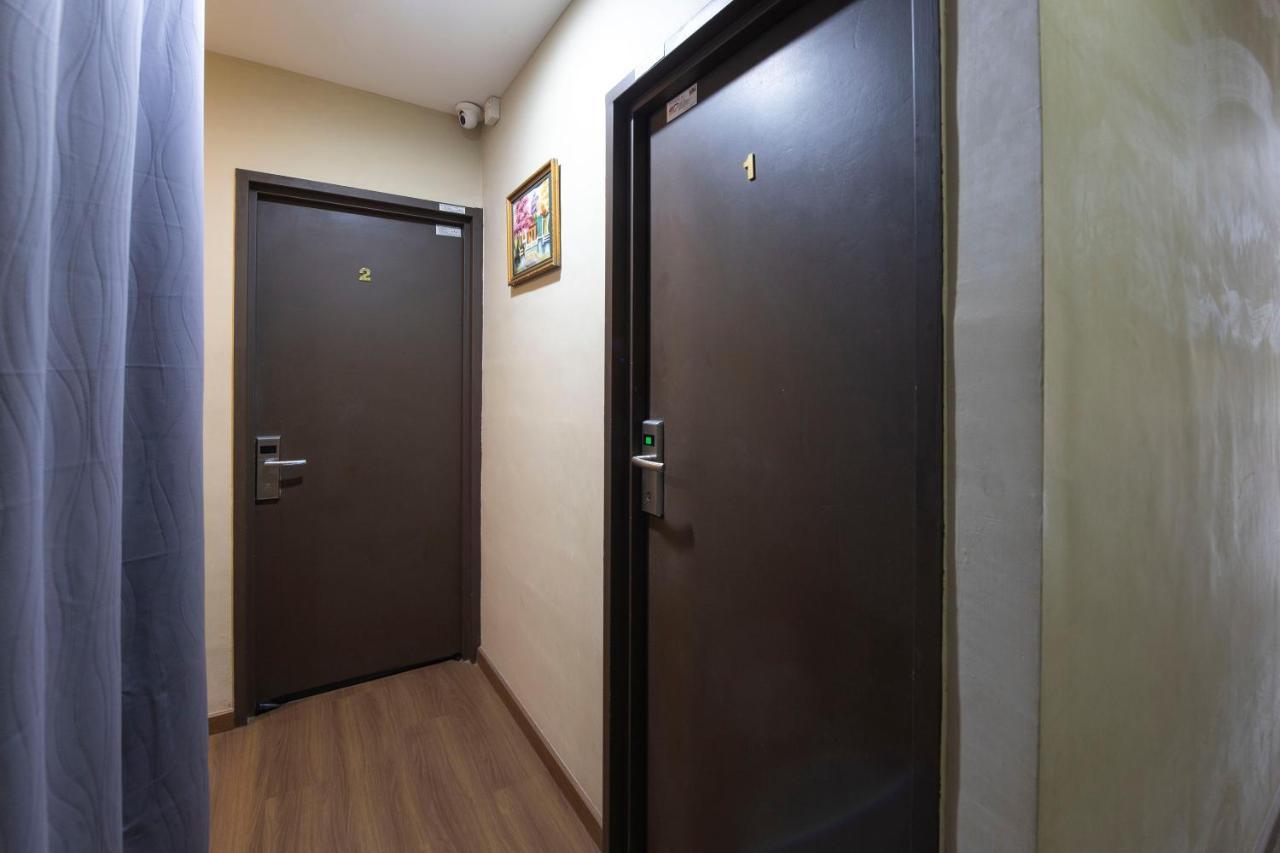 Oyo 90231 Hotel By The Park Plt جوهر بهرو المظهر الخارجي الصورة